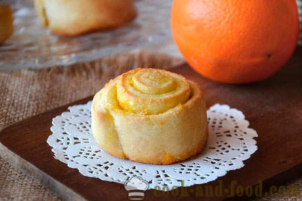 Kvasnice koláč s pomarančovou kôrou
