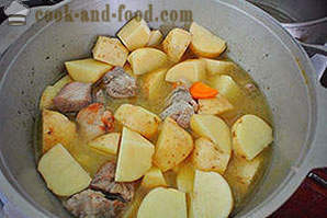 Pečené mäso a zemiaky