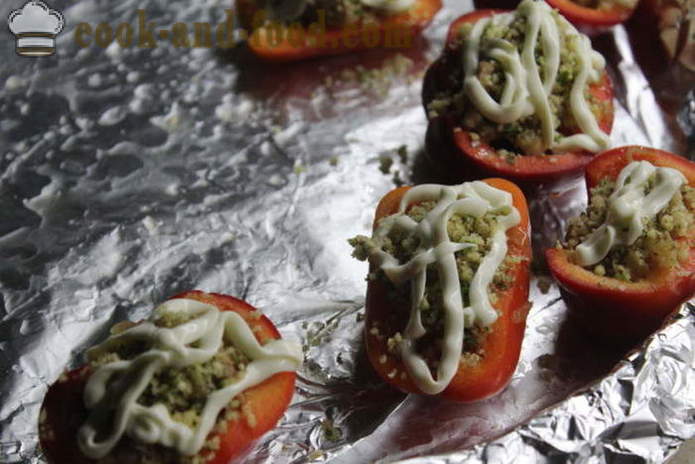 Plnené papriky s mletým mäsom s nasekanou zelerom - ako pečené plnené papriky v rúre, s krok za krokom recept fotografiách