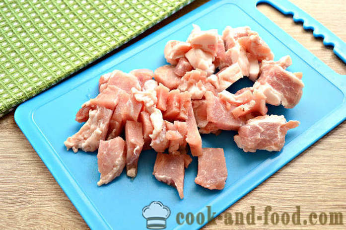Chutné bravčové mäso omáčka s múkou - ako variť mäso omáčka bravčové na pohánka, krok za krokom recept fotografiách