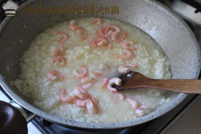 Delicious ryža s krevetami v thajskej - ako variť ryžu s morskými plodmi, krok za krokom recept fotografiách