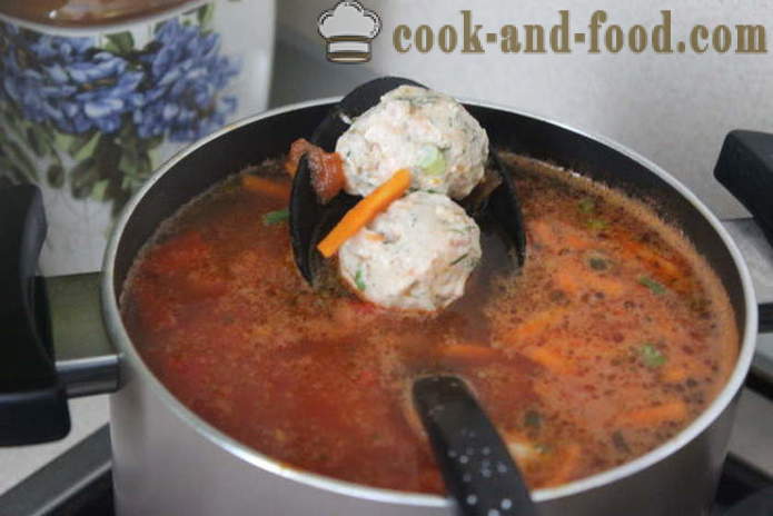 Fazuľová polievka s mäsovými guľkami - ako variť polievku s fazuľou a karbonátky, krok za krokom recept fotografiách