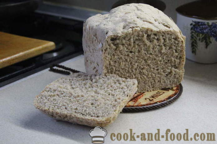Rustikálne chleba v pekárni z raže a celozrnná múka - ako sa robí chleba s rôznymi druhmi múky v pekárni, krok za krokom recept fotografiách