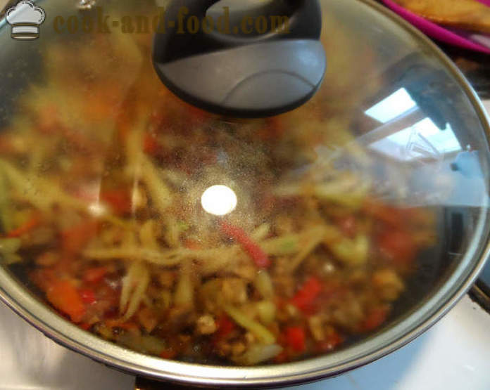Hustá polievka Chili con carne - ako variť klasický chili con carne, krok za krokom recept fotografiách