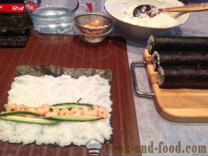 Lahodné a jednoduché polevy na sushi - ako robiť sushi doma krok za krokom recept fotografiách