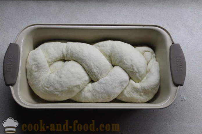 Pečený kvasnice chleba s olivami a papriky - ako sa pečie taliansky chlieb v rúre, s krok za krokom recept fotografiách