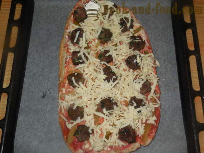 Lazy tučný pita pizza v rúre - ako variť z hotového pita pizza, krok za krokom recept fotografiách