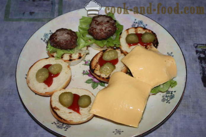 Chutné hamburger karbonátky v McDonald - ako vyrobiť hamburger doma krok za krokom recept fotografiách