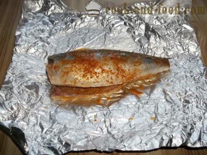 Makrela pečené v alobale v rúre - ako variť makrela vo fólii, sa krok za krokom recept fotografiách
