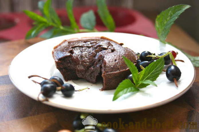 Čokoládový fondant s kvapalným centrum - krok za krokom recept s fotografiami, ako urobiť fondant doma