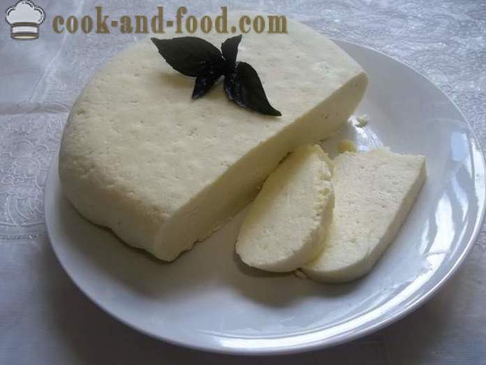 Syr syr z domova mlieka - ako sa robí syr doma, krok za krokom recept fotografiách