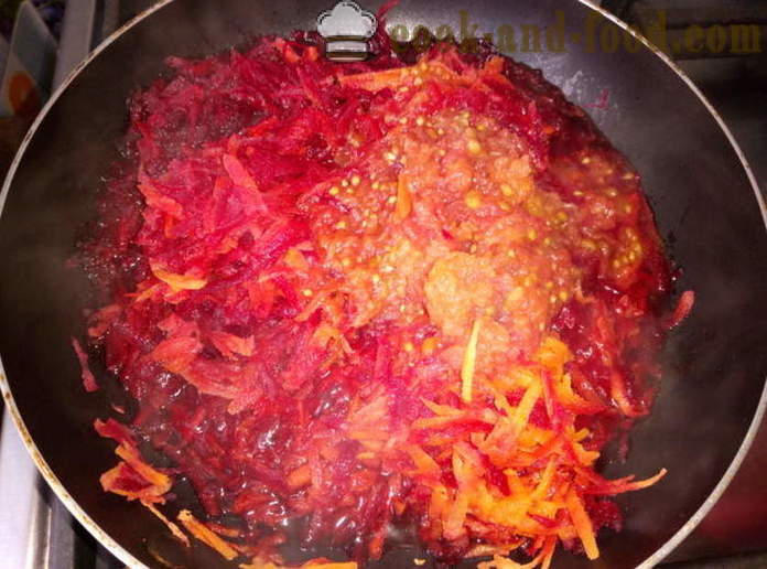 Polievka s červenou repou a nakladaných paradajok - ako variť polievku, krok za krokom recept fotografiách
