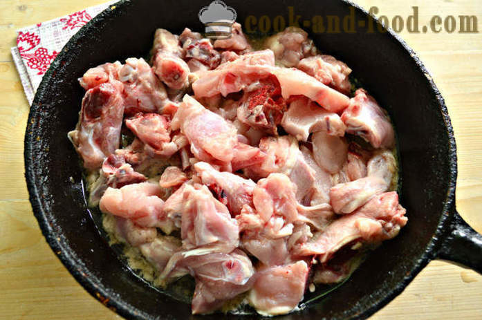 Chutný omáčka z kuracieho mäsa do cestovín alebo pohánky - ako variť lahodné kuracie omáčku, krok za krokom recept fotografiách