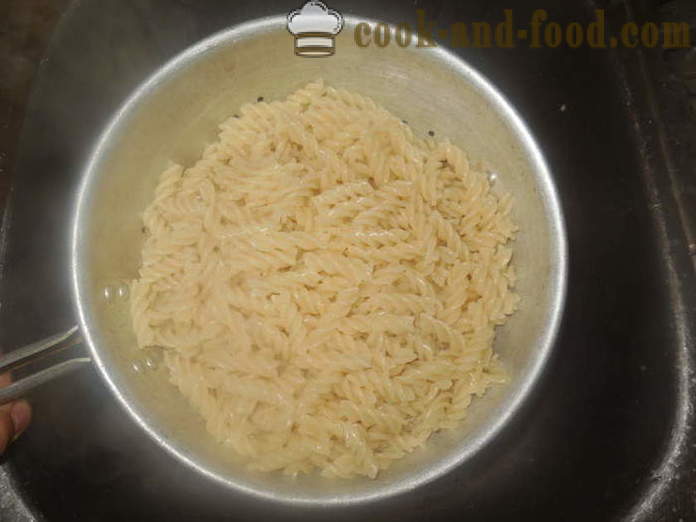 Zapečené špagety so syrom sladký - ako variť cestoviny kastról do rúry s krok za krokom recept fotografiách