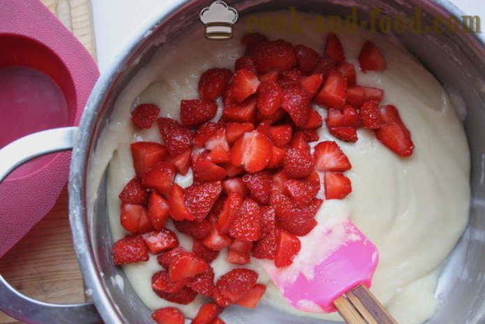 Domáce vdolky na jogurt s jahodami - ako variť vdolky v silikónových foriem, krok za krokom recept fotografiách