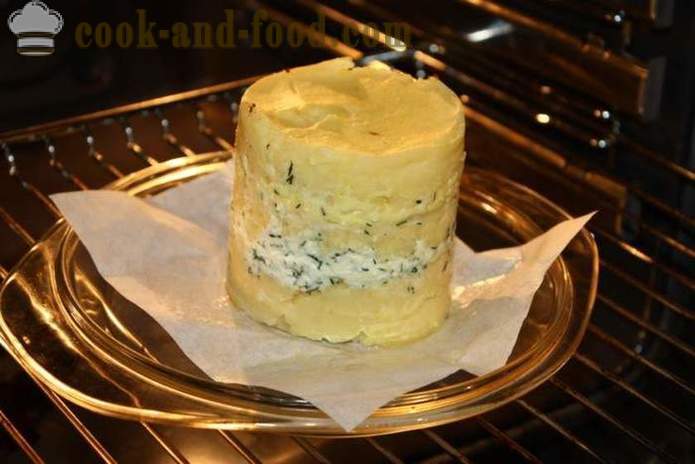 Vrstva zemiaky zapečené so syrom v rúre - ako sú pečené zemiaky so syrom v rúre, sa krok za krokom recept fotografiách
