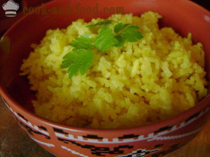 Varená ryža s kurkumou - ako variť ryžu s kurkumou, krok za krokom recept fotografiách
