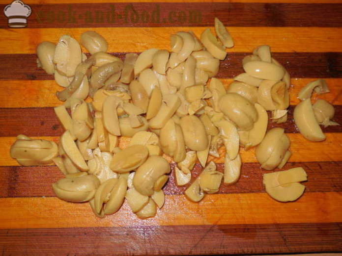 Pečený moriak stehno roláda s hubami - ako variť morčacie roláda v rúre, sa krok za krokom recept fotografiách
