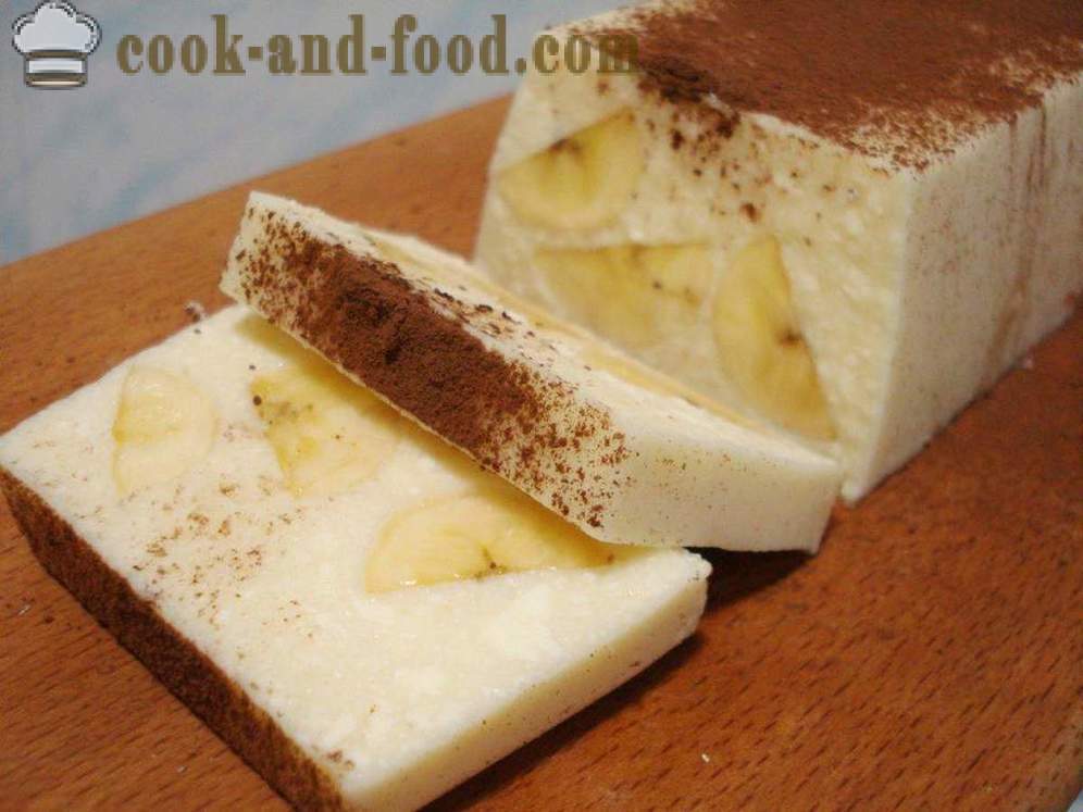 Tvarohový dezert s želatínou a banán bez pečenia - ako variť tvarohový dezert s želatínou, krok za krokom recept fotografiách