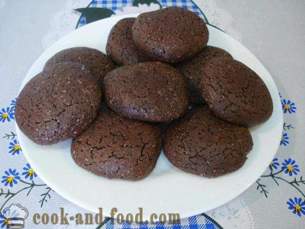 Domáce čokoládové sušienky s kakaom rýchlo a jednoducho - ako variť sušienok doma krok za krokom recept fotografiách
