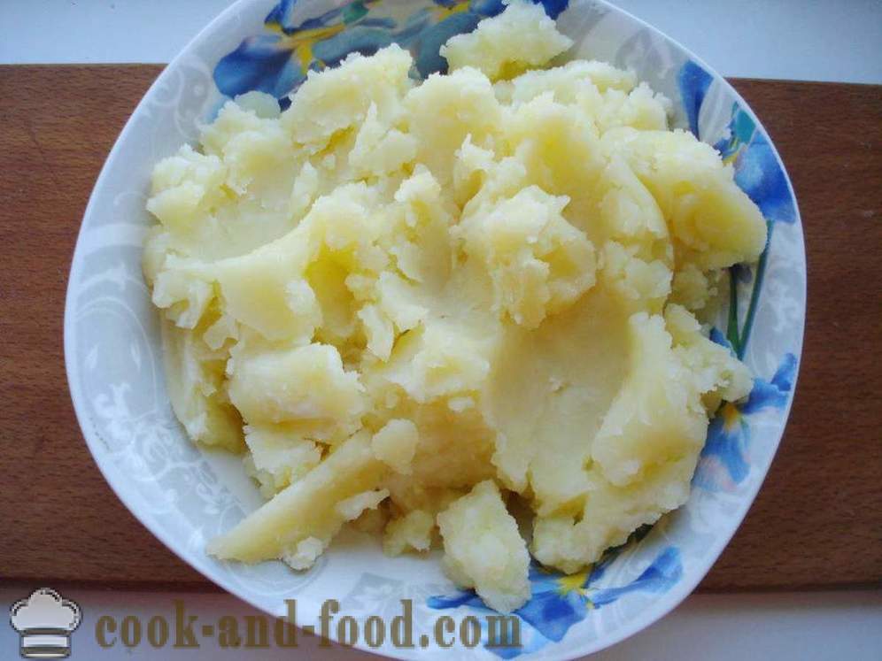 Knedle s zemiakov a cibule - ako urobiť knedle so zemiakmi, krok za krokom recept fotografiách