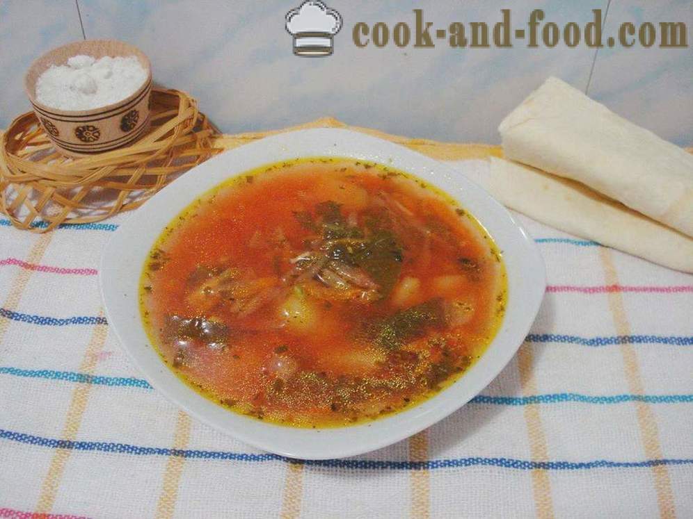 Zeleninová polievka s šťaveľ - ako variť polievku s štiavu, krok za krokom recept fotografiách