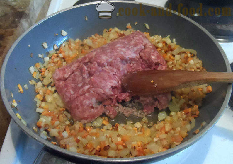 Lasagne s mletým mäsom a bešamelom - ako pripraviť lasagne s mletým mäsom doma, krok za krokom recept fotografiách