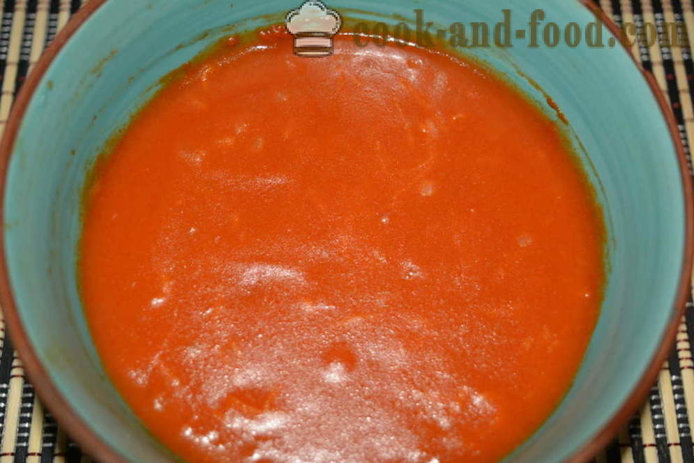 Quick-omáčka omáčka s paradajkovým pretlakom v mikrovlnnej rúre - ako variť paradajkovú omáčku, omáčku v mikrovlnnej rúre, krok za krokom recept fotografiách
