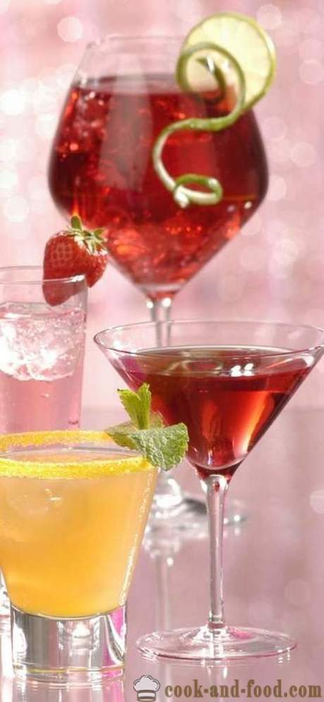 2017 novoročné nápoje a slávnostné koktaily Rok kohúta - alkoholické a nealkoholické