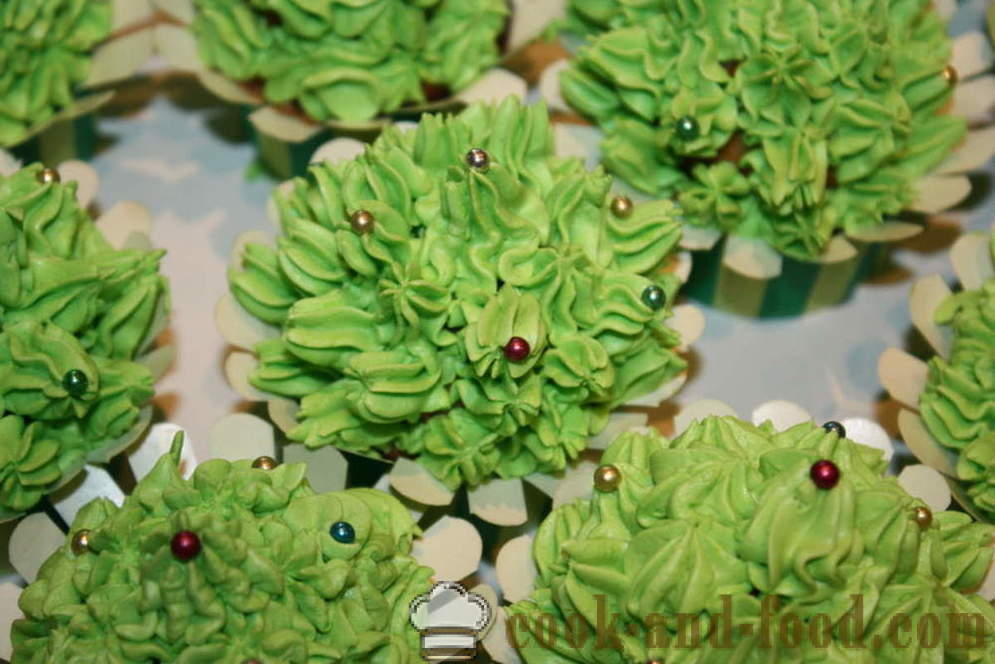 Vanilkové cupcakes so smotanou top-krok za krokom, ako urobiť košíčky s krémom na vrchole, recept s fotografiou