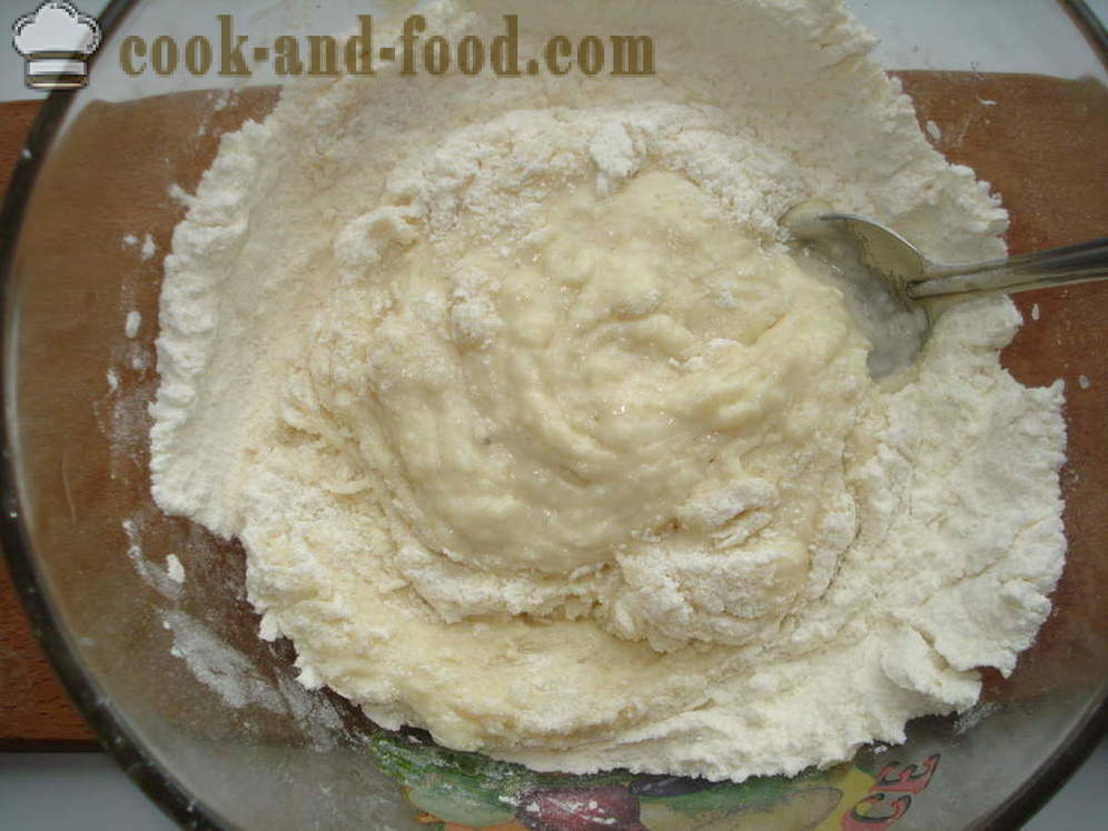 Kvasnicový koláč s makom v rúre - ako variť koláč s makom, krok za krokom recept fotografiách