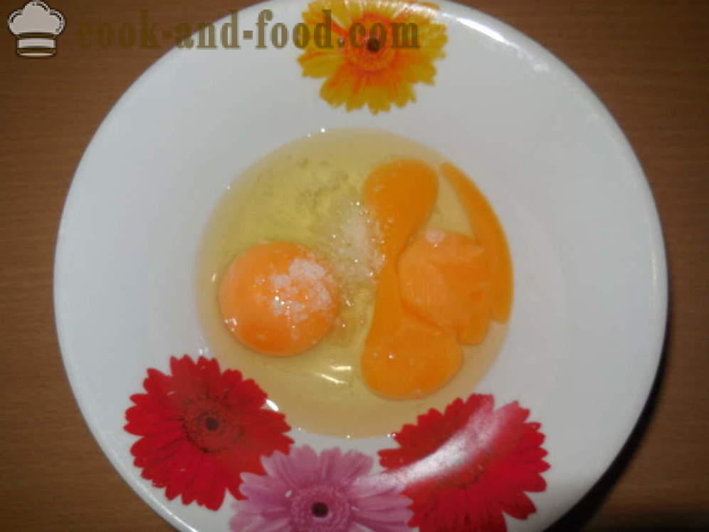 Pasta na vajciach, bez vody - ako sa robí domáce rezance na polievku, krok za krokom recept fotografiách
