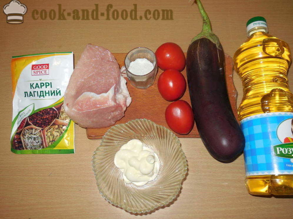 Baklažánu zapečené s mäsom a paradajkami - ako pečený baklažán s mäsom v rúre, s krok za krokom recept fotografiách