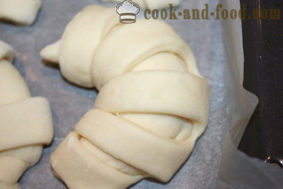 Croissanty s pudingom - Ako sa robí croissanty doma krok za krokom recept fotografiách