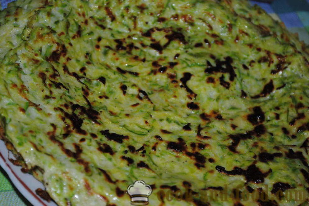 Zeleninový tortu cukety plnené mrkvou, squash, ako variť tortu krok za krokom recept fotografiách