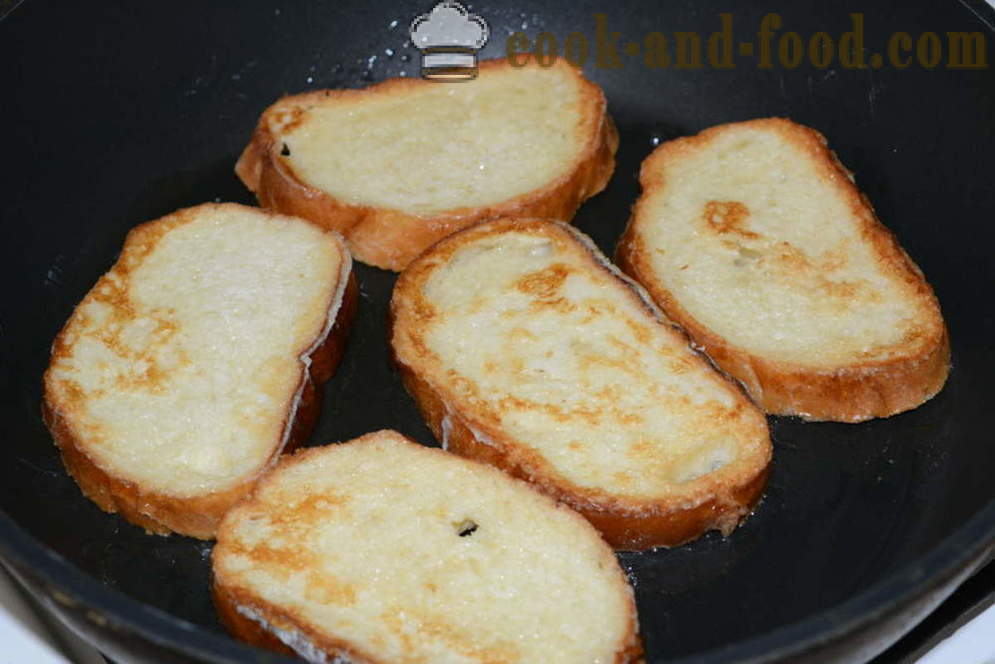 Sladký bochník hrianky s vajcom a mliekom v panve - ako robiť bochník toast na panvici, krok za krokom recept fotografiách