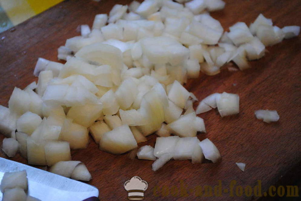 Puff šalát s hubami a syrom - Ako pripraviť vrstvený šalát s hubami, krok za krokom recept fotografiách