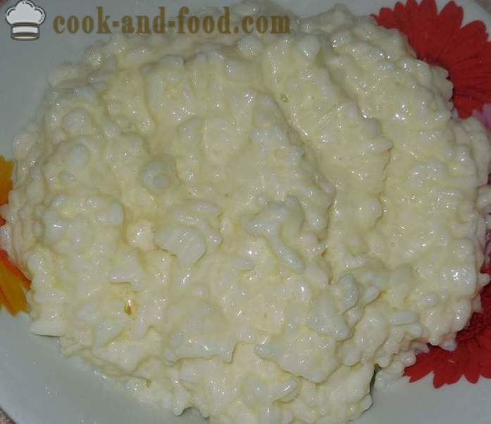 Delicious ryžová kaša s mliekom a vodou v hrnci: kvapalina a klasické (silná) - krok za krokom recept s fotografiami Ako variť ryžová kaša s mliekom