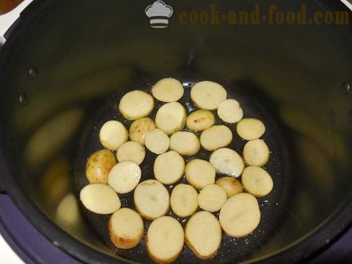 Zeleninový guláš s hubami a zemiakmi v multivarki - ako variť rastlinný rajnica - recept s fotografiami - krok za krokom