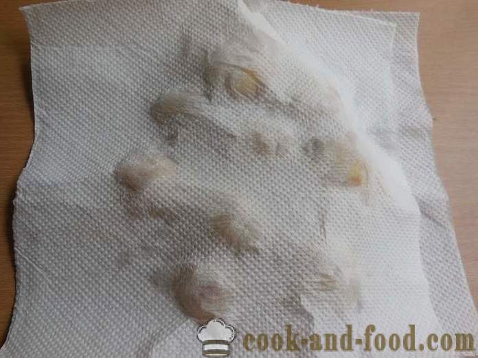 Mladí zemiaky multivarki s kyslou smotanou, kôprom a cesnakom - krok za krokom recept s fotografiami as lahodnou variť nové zemiaky