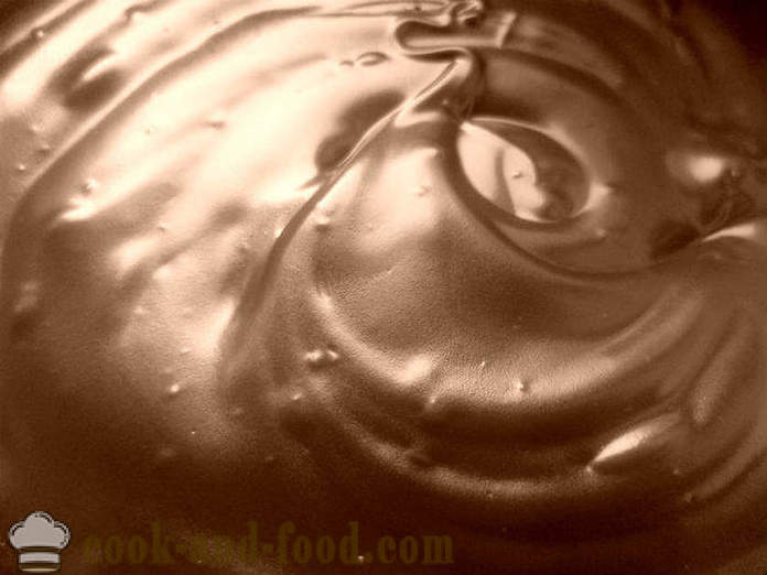 Čokoládový krém a mlieko glazúra - dobrý recept na to, ako urobiť čokoládovou polevou