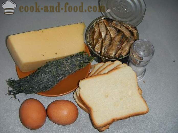 Toast z bieleho chleba s vajcami: sladkú, soľou a cesnakom. Ako vyrobiť chutné krutónmi v panvici - krok za krokom recept s fotografiami.