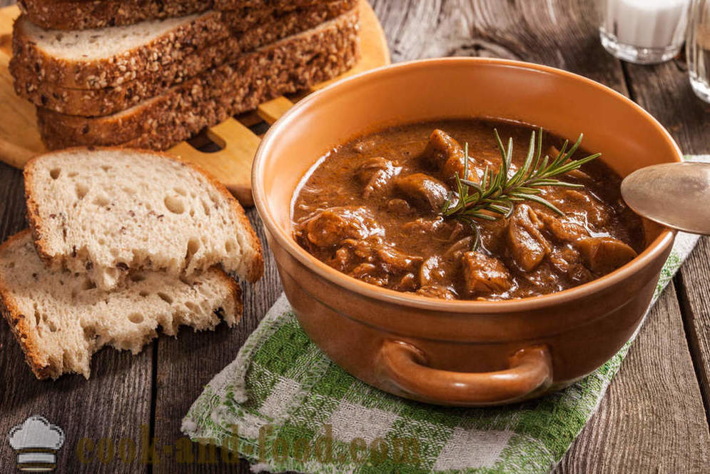 Recept na maďarských pokrmov: guláš z bravčového mäsa - video recepty doma